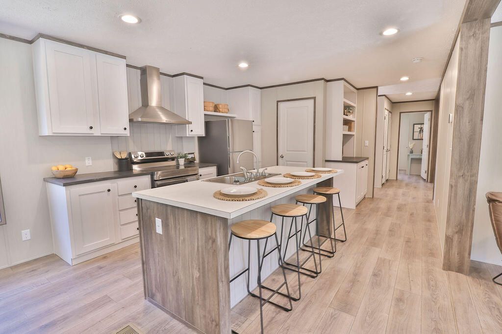 211 Rodenberry Road Photo 6