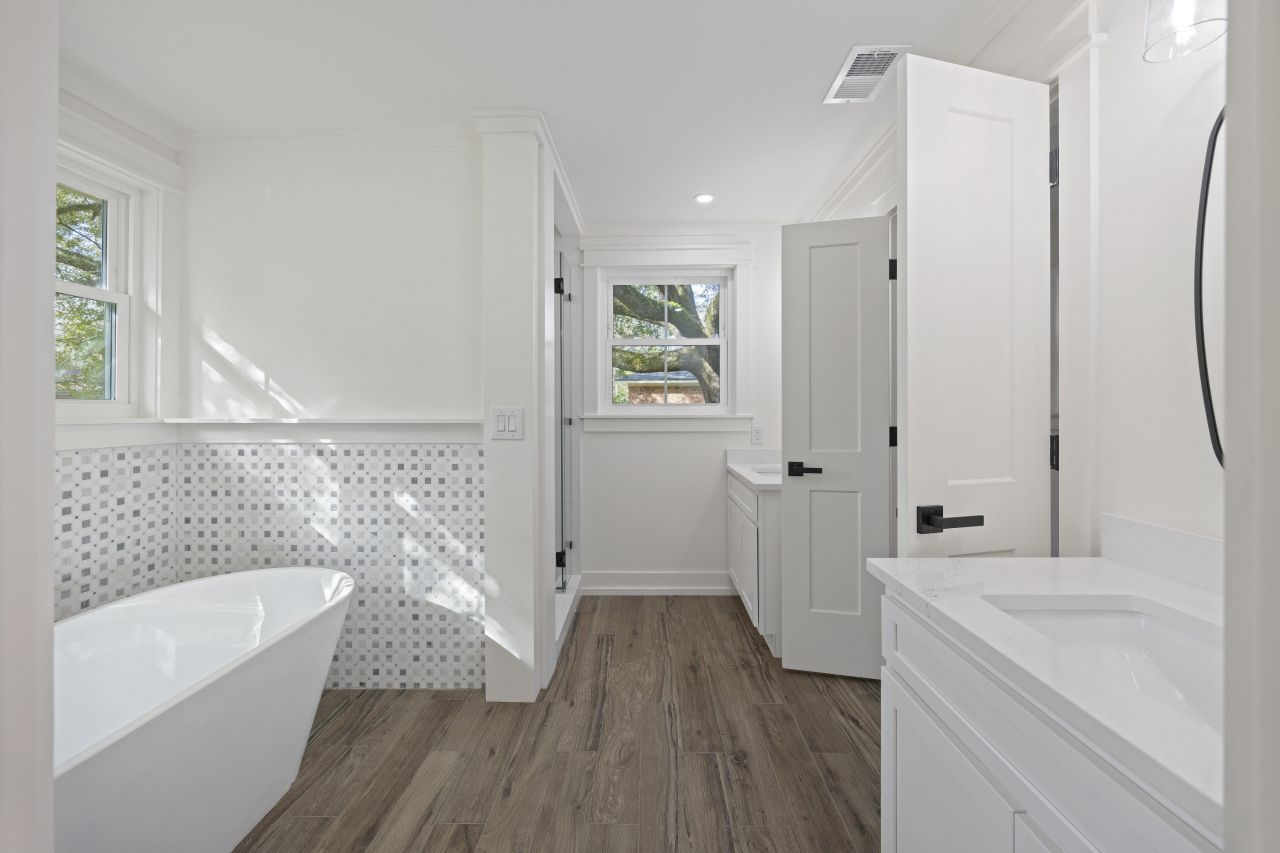 1328 Hermitage Avenue Photo 20