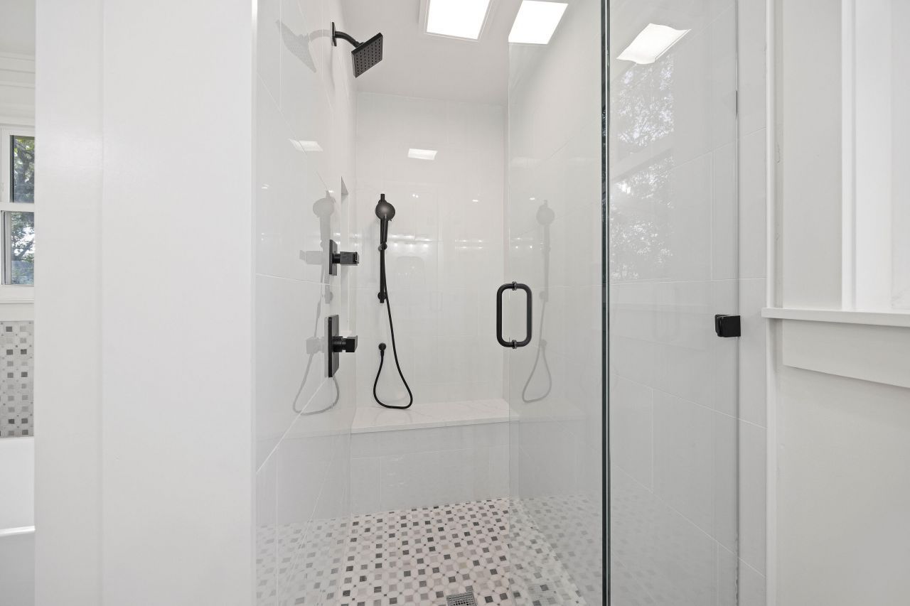 1328 Hermitage Avenue Photo 21