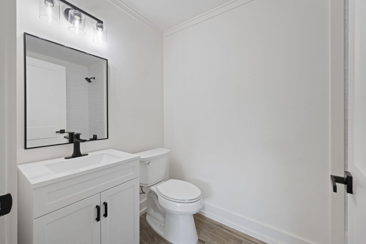 1328 Hermitage Avenue Photo 23