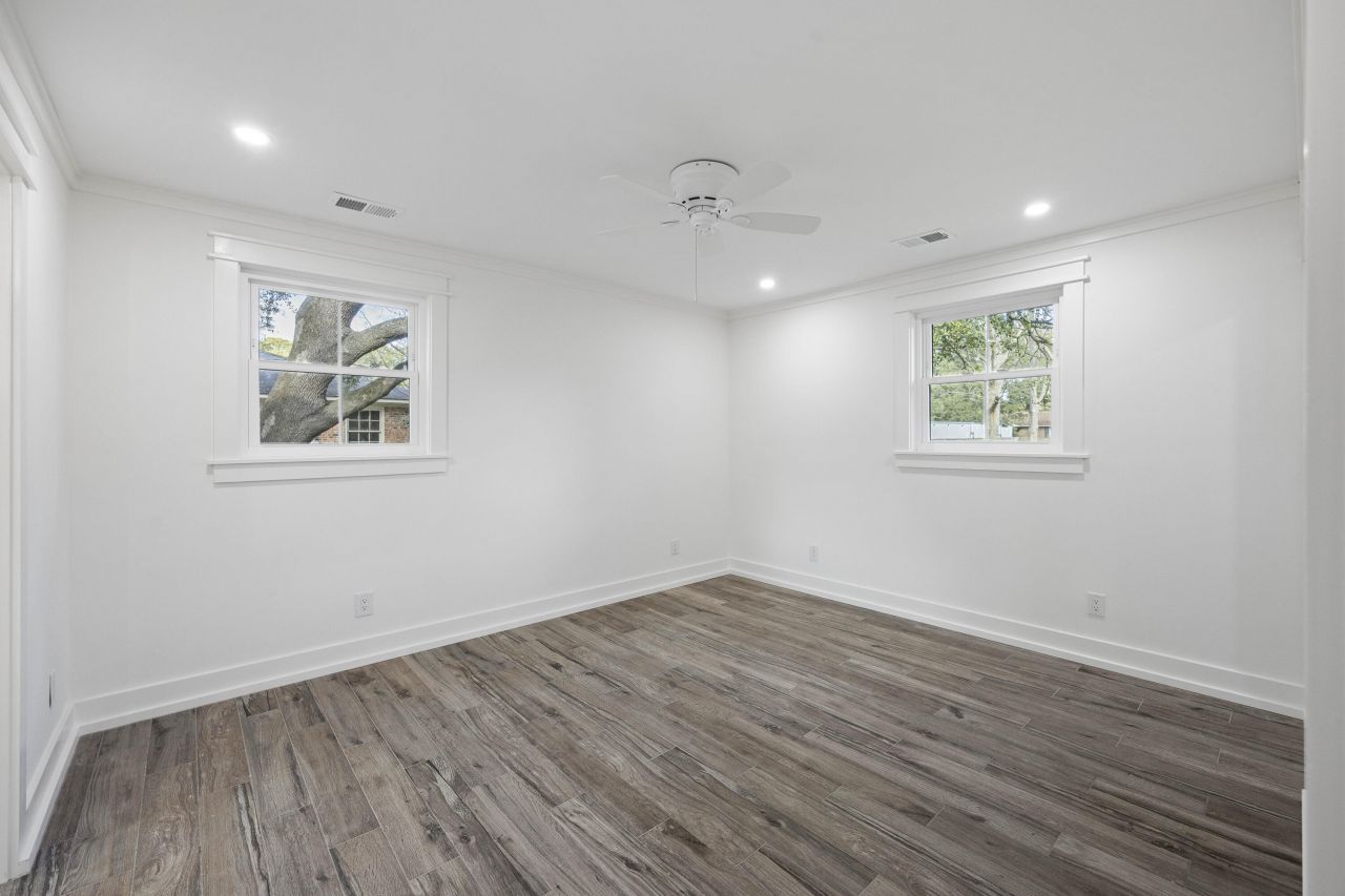 1328 Hermitage Avenue Photo 26