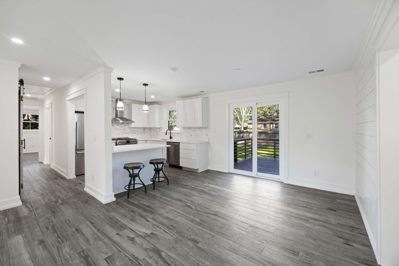 1328 Hermitage Avenue Photo 33