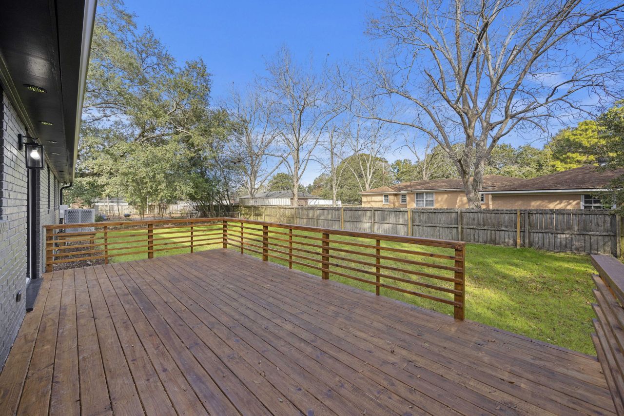 1328 Hermitage Avenue Photo 36