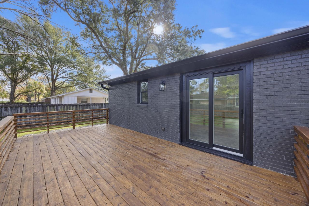 1328 Hermitage Avenue Photo 6