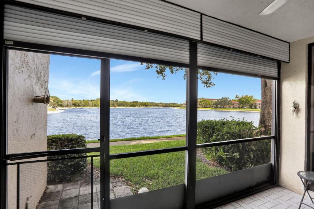 2850 Carambola Circle S, Unit 19121, Coconut Creek, FL 33066 Photo