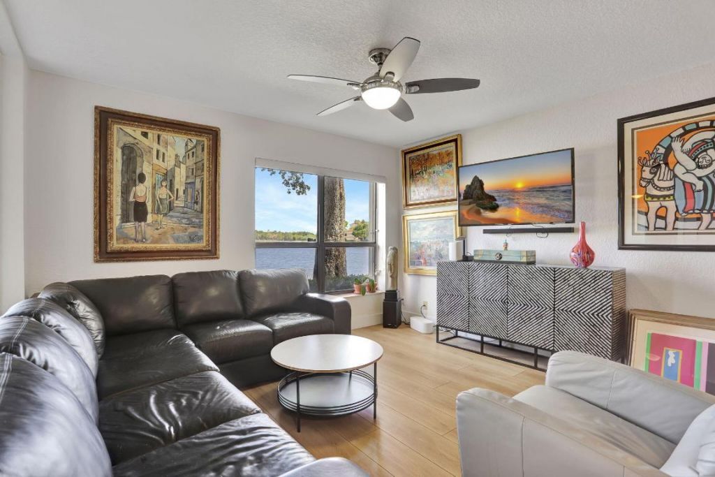 2850 Carambola Circle S, Unit 19121, Coconut Creek, FL 33066 Photo