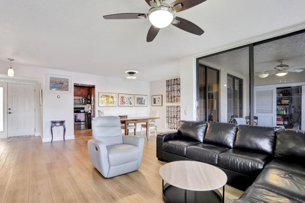 2850 Carambola Circle S, Unit 19121, Coconut Creek, FL 33066 Photo