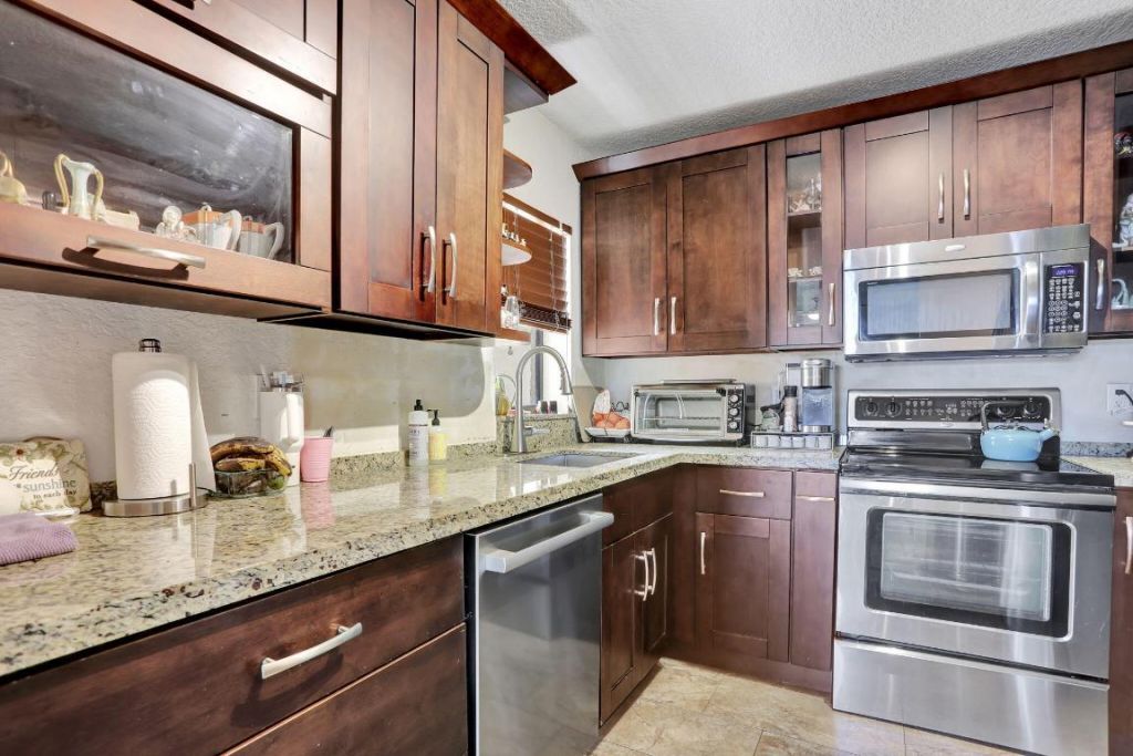 2850 Carambola Circle S, Unit 19121, Coconut Creek, FL 33066 Photo