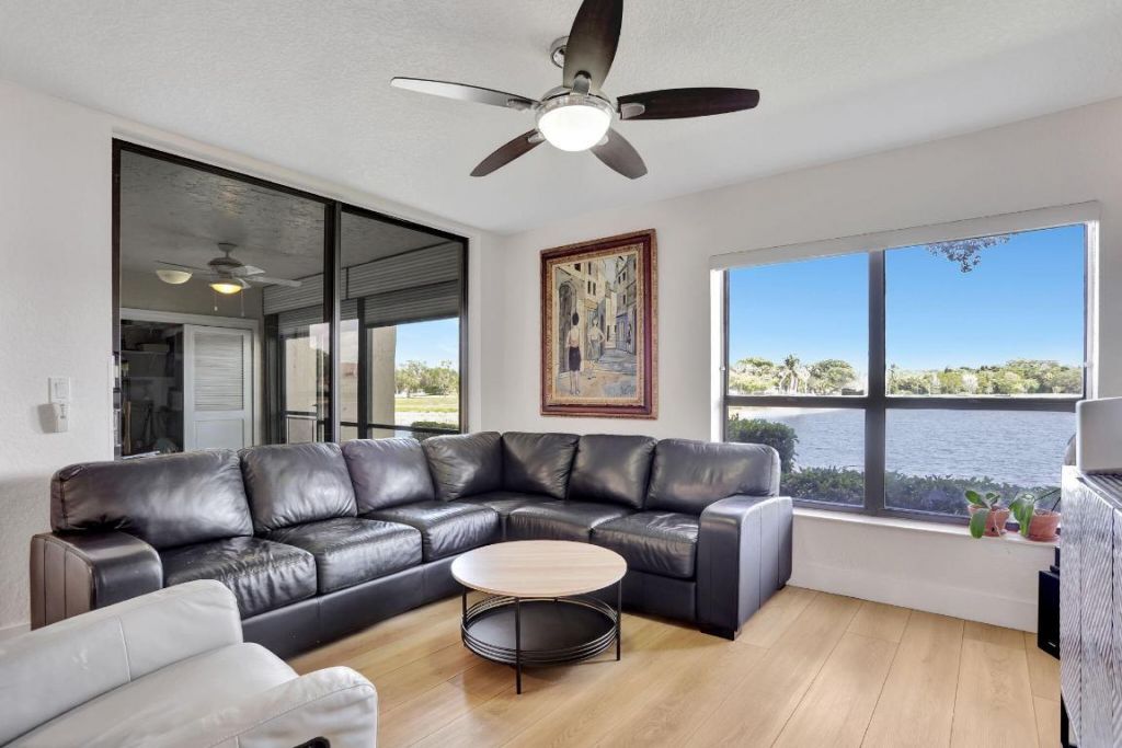 2850 Carambola Circle S, Unit 19121, Coconut Creek, FL 33066 Photo