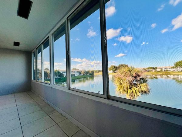 210 Somerset K, West Palm Beach, FL 33417