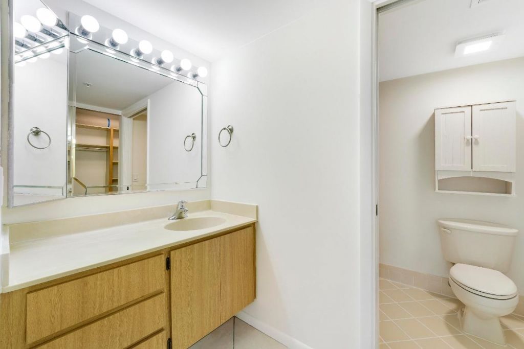 1001 Seafarer Circle, Unit 305, Jupiter, FL 33477 Photo