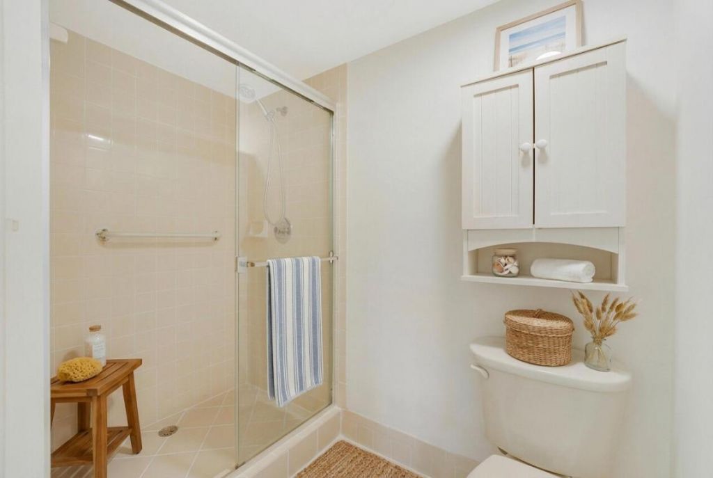 1001 Seafarer Circle, Unit 305, Jupiter, FL 33477 Photo