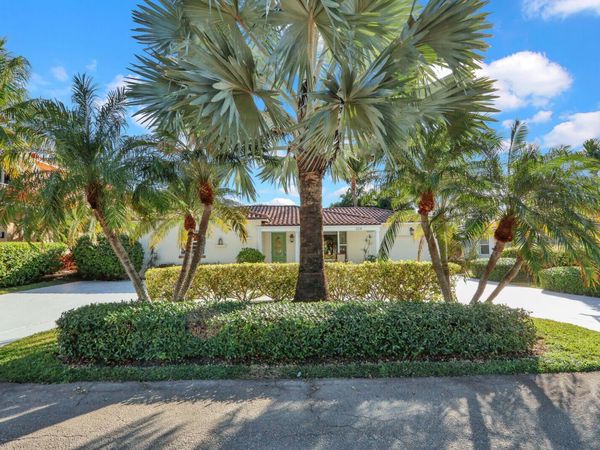 324 Blossom Lane, Palm Beach Shores, FL 33404