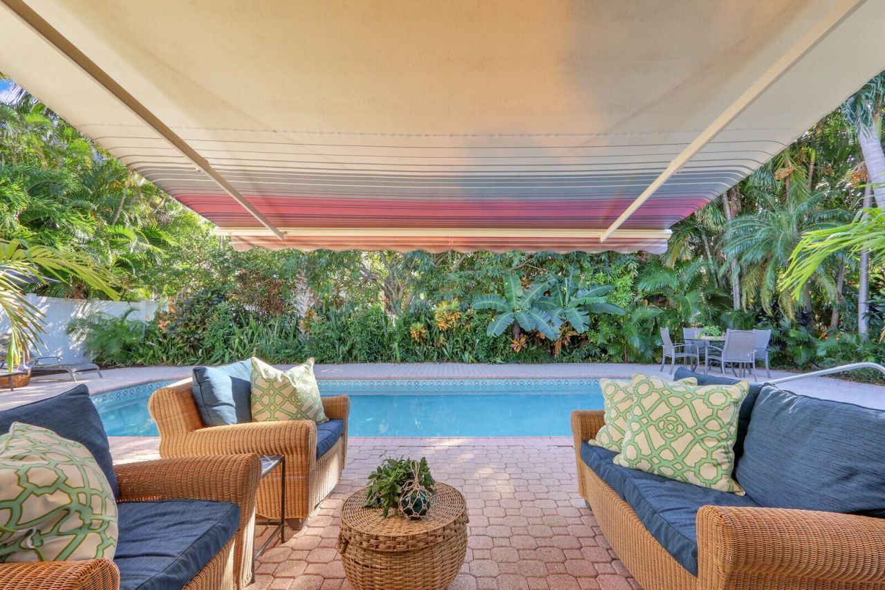 324 Blossom Lane, Palm Beach Shores, FL 33404 Photo