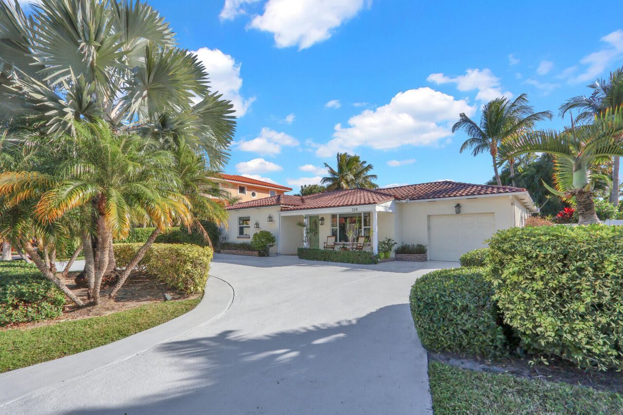 324 Blossom Lane, Palm Beach Shores, FL 33404 Photo