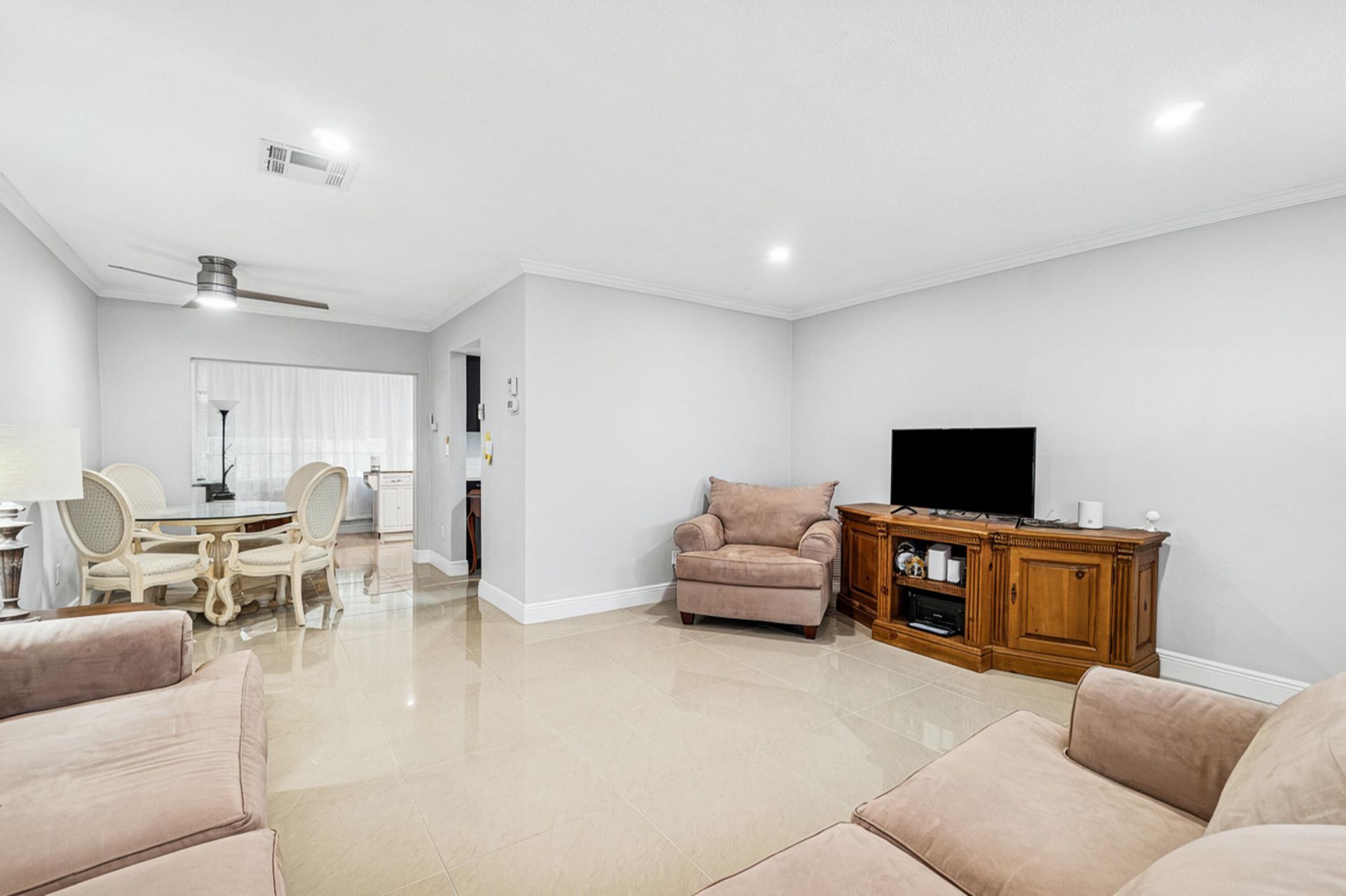 904 SW 5th Avenue, Boynton Beach, FL 33426 Photo