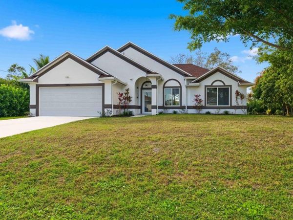 3031 SE Galt Circle, Port Saint Lucie, FL 34984