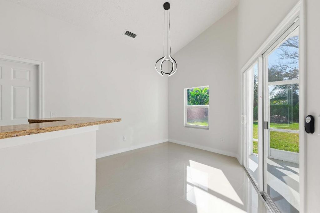 3031 SE Galt Circle, Port Saint Lucie, FL 34984 Photo