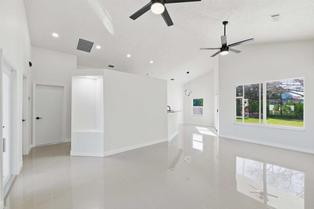 3031 SE Galt Circle, Port Saint Lucie, FL 34984 Photo