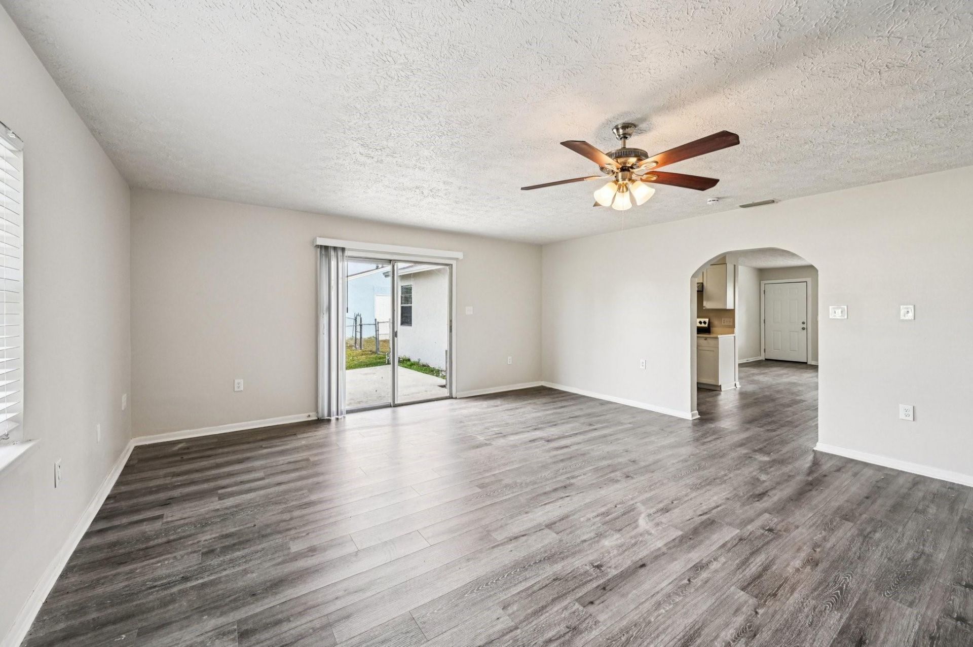 913 SE 8th St, Stuart, FL 34994 Photo