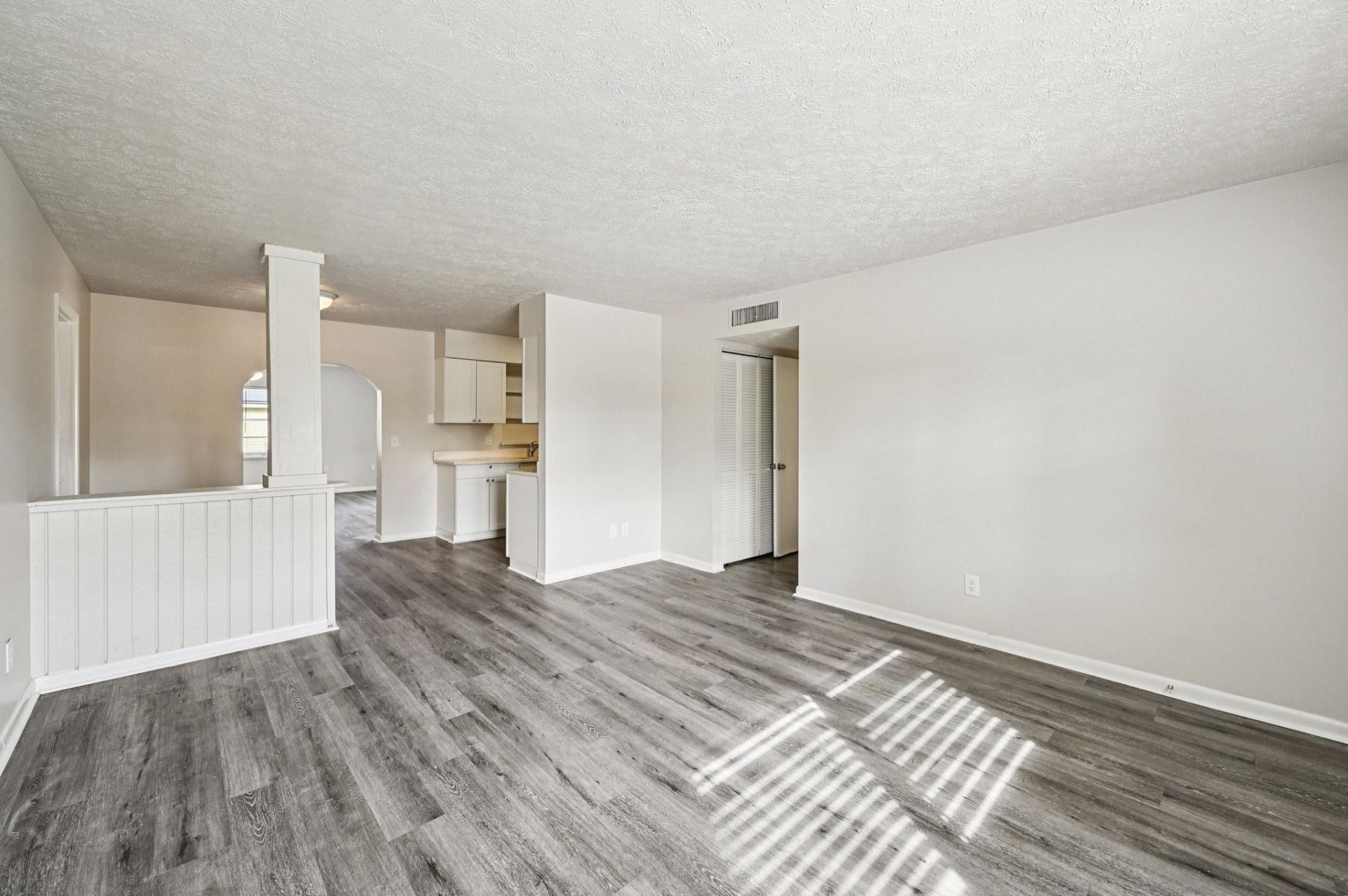 913 SE 8th St, Stuart, FL 34994 Photo