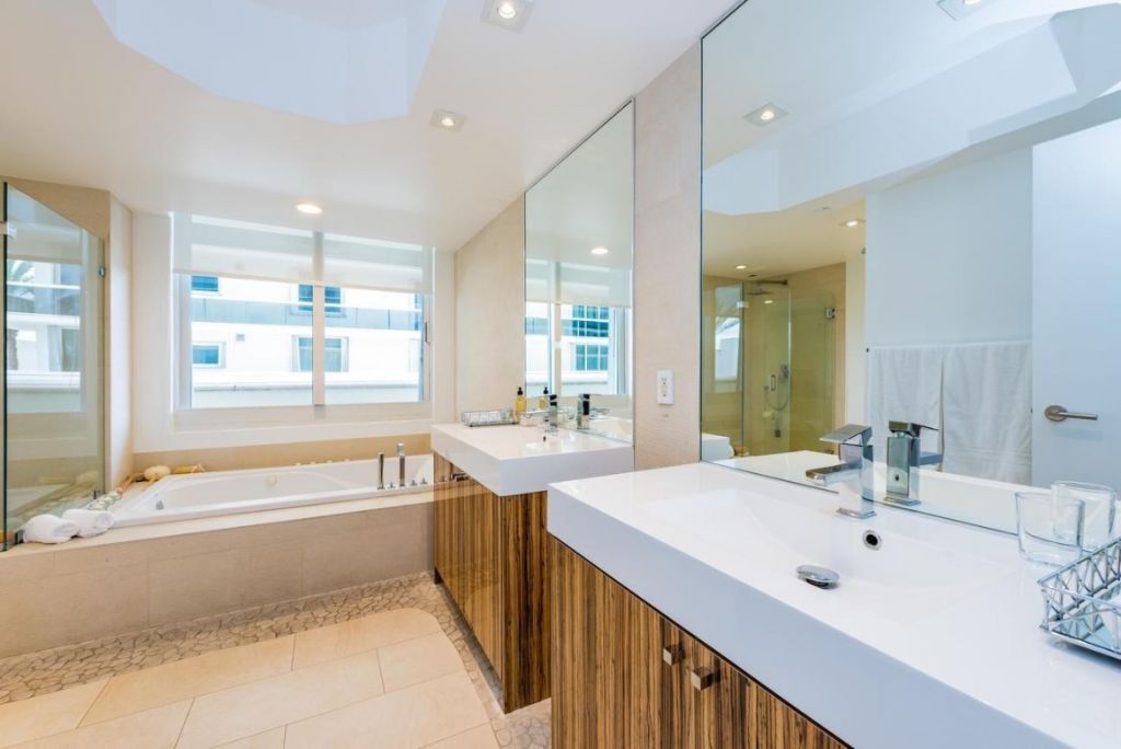 9595 Collins Avenue, Unit N2e, Surfside, FL 33154 Photo