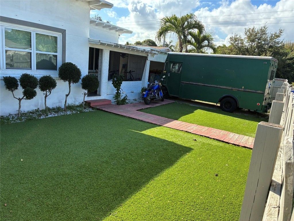 516 SW 15th Street, Fort Lauderdale, FL 33315 Photo