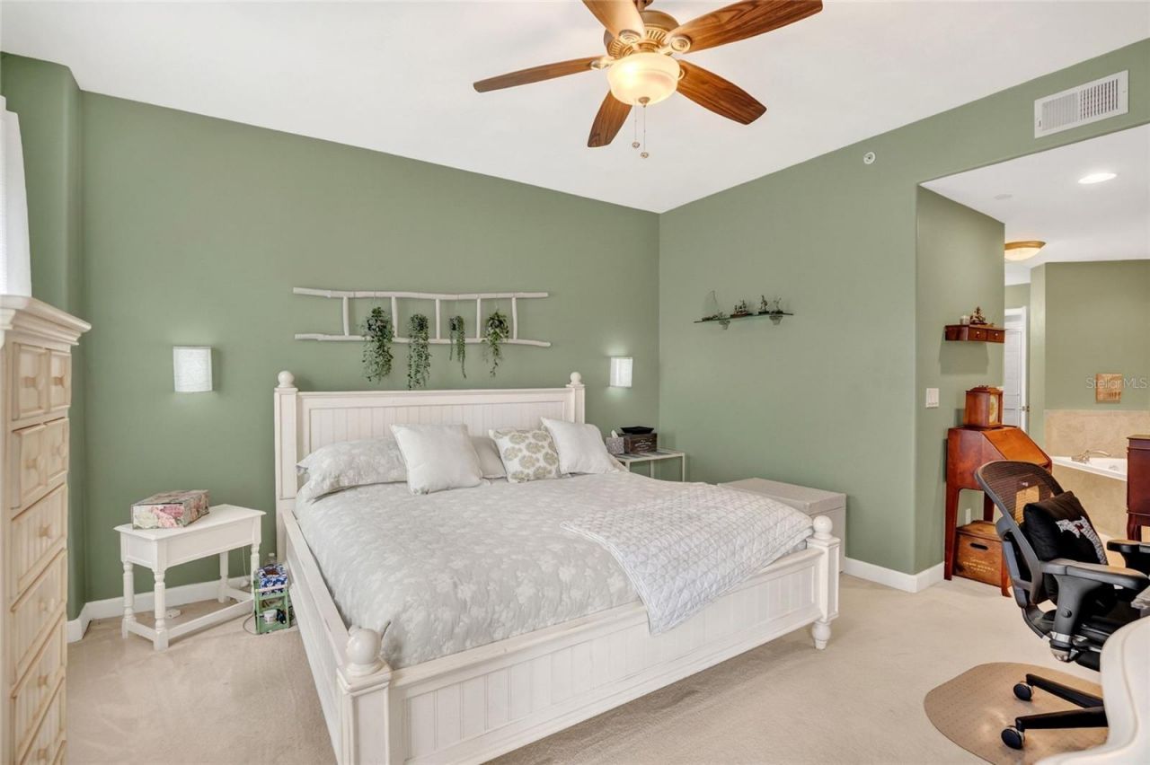 424 Luna Bella Lane, Unit 415, New Smyrna Beach, FL 32168 Photo