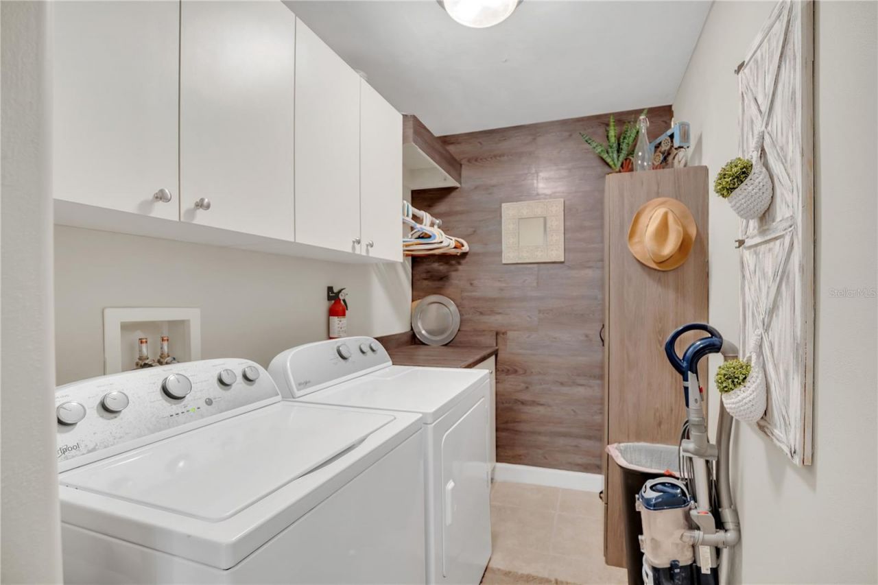 424 Luna Bella Lane, Unit 415, New Smyrna Beach, FL 32168 Photo