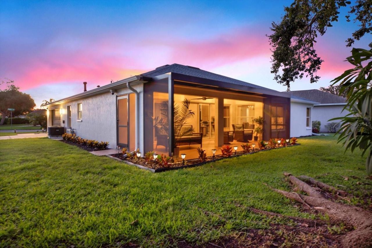 531 Hunter Lane, Bradenton, FL 34212 Photo