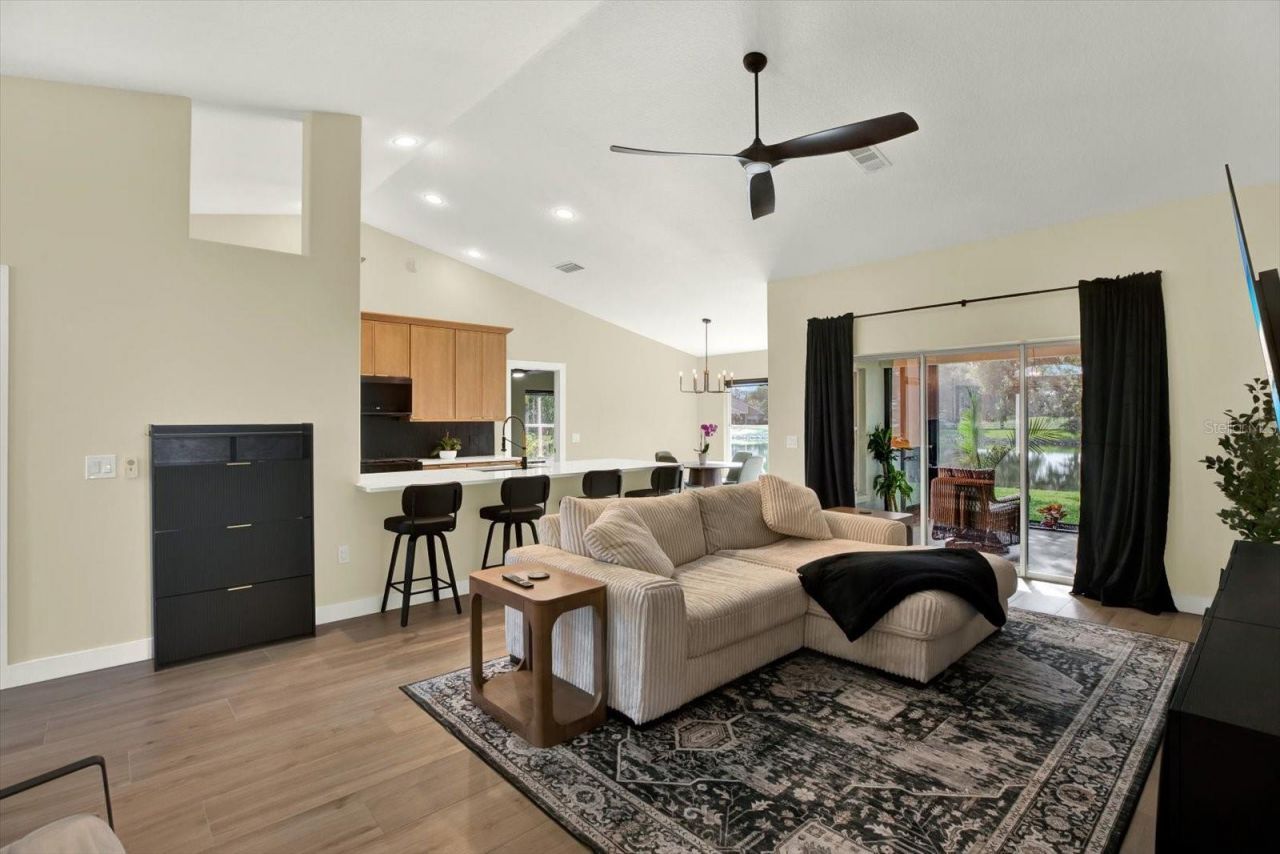 531 Hunter Lane, Bradenton, FL 34212 Photo