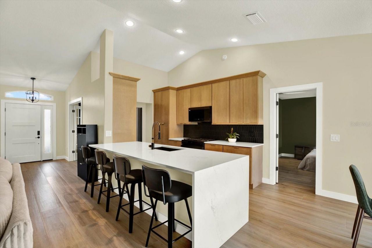 531 Hunter Lane, Bradenton, FL 34212 Photo