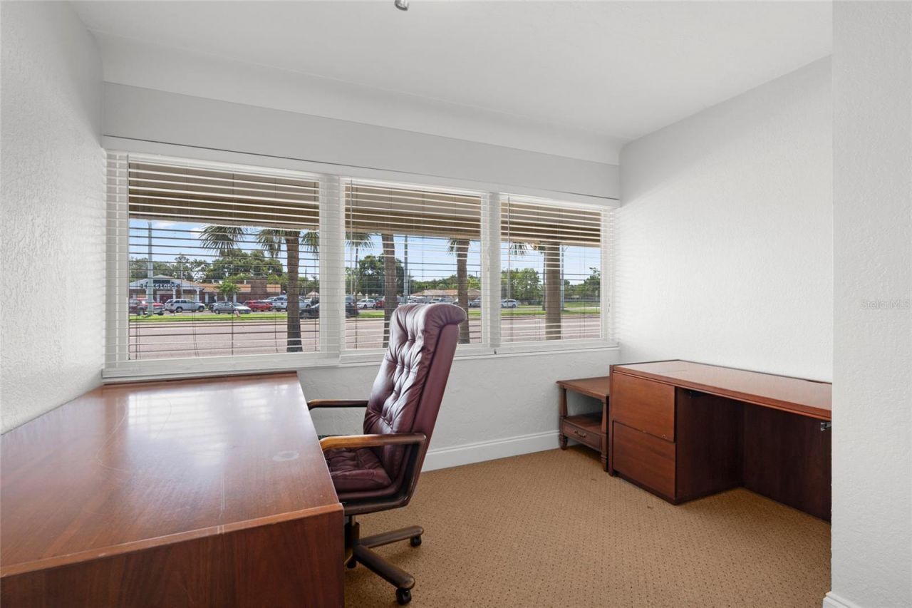 2672 66th Street N, Saint Petersburg, FL 33710 Photo