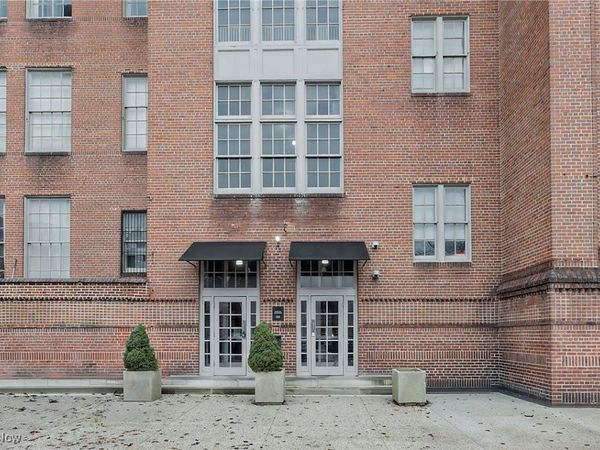 2043 Random Road, Unit 9, Cleveland, OH 44106