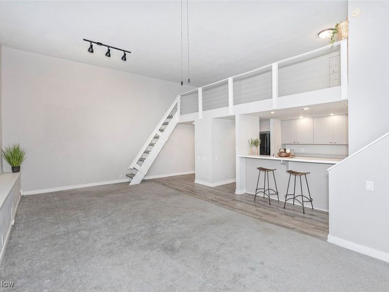 2043 Random Road, Unit 9, Cleveland, OH 44106 Photo 12