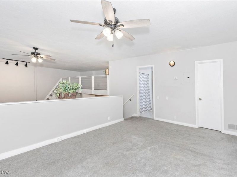 2043 Random Road, Unit 9, Cleveland, OH 44106 Photo 18