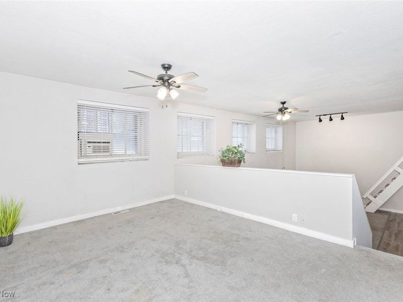 2043 Random Road, Unit 9, Cleveland, OH 44106 Photo 22