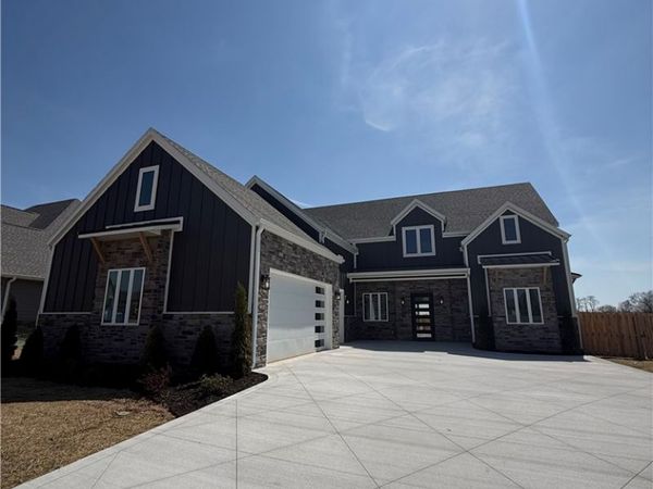 891 Greenhorn Street, Bentonville, AR 72712