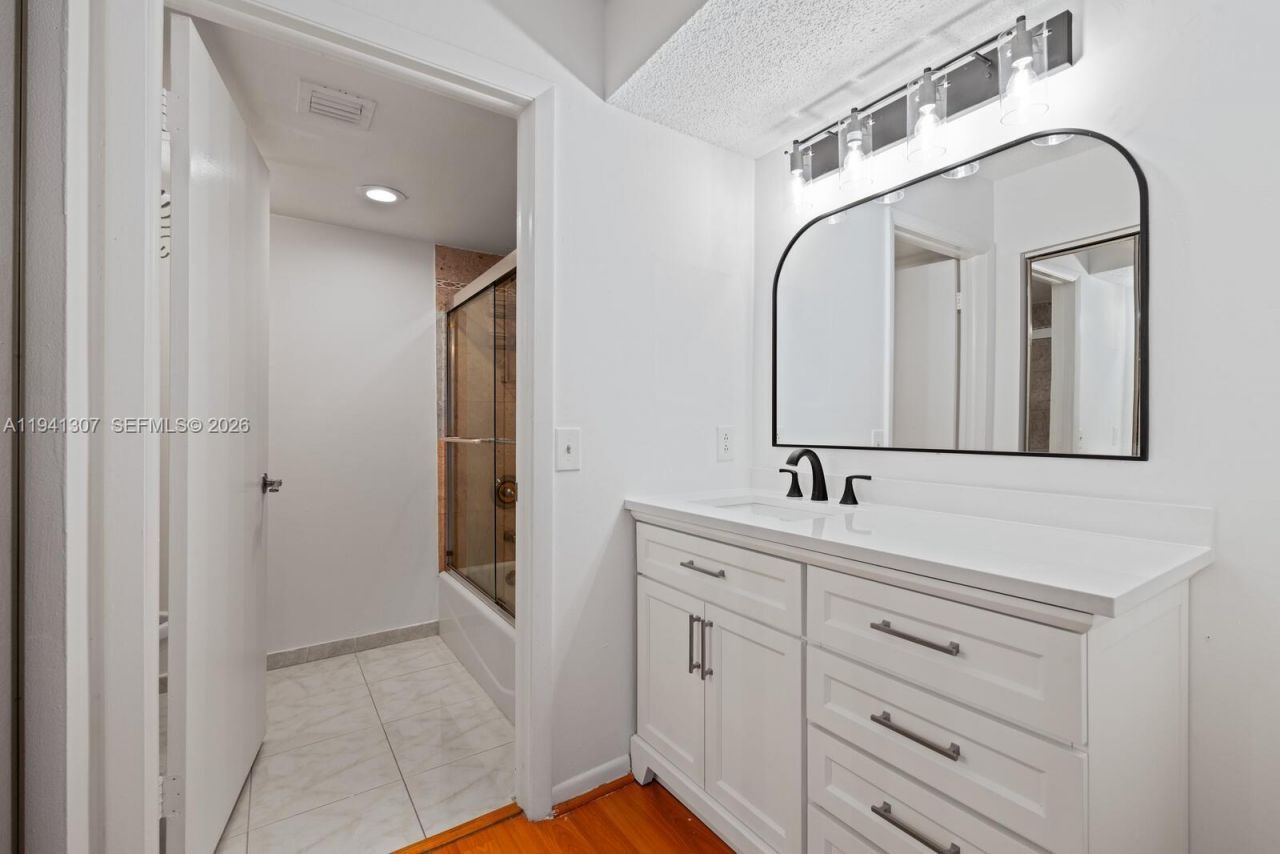 9500 SW 140th Ct , Unit 9500, Miami, FL 33186 Photo