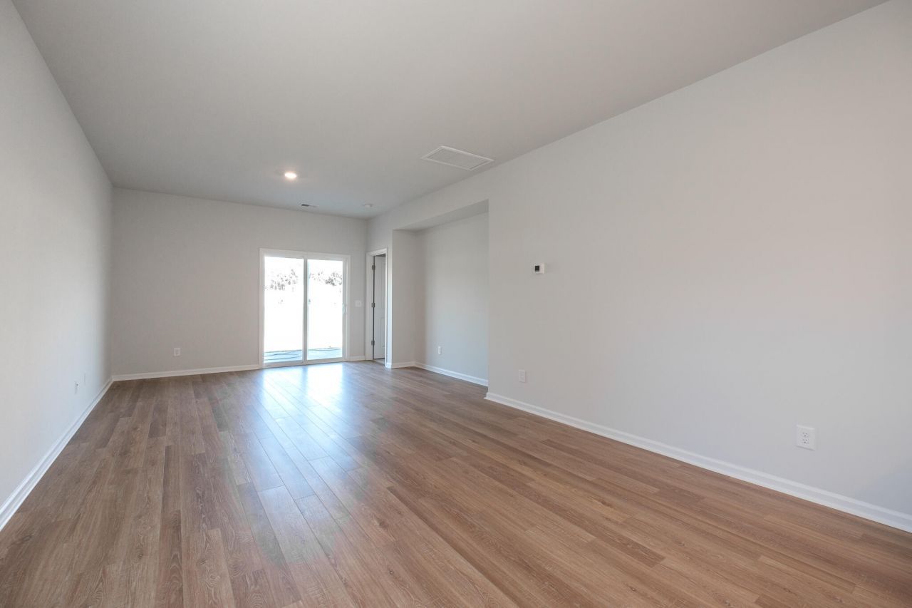 554 Merrywood Drive Photo 6