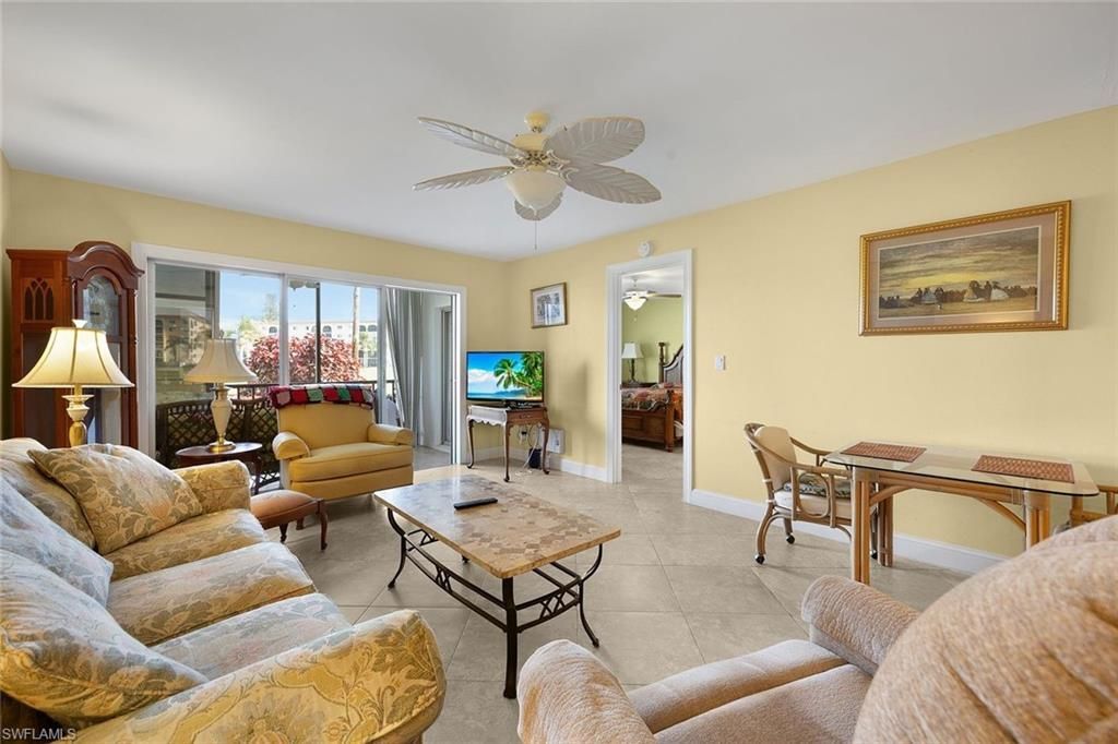 41 High Point Cir S, Unit 107, Naples, FL 34103 Photo