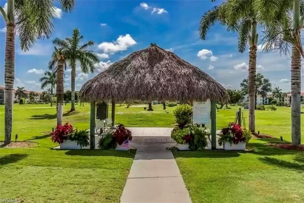 41 High Point Cir S, Unit 107, Naples, FL 34103 Photo