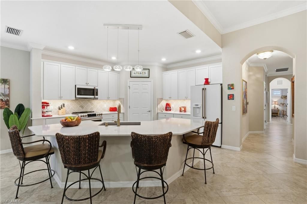 10505 Casella Way, Unit 202, Fort Myers, FL 33913 Photo