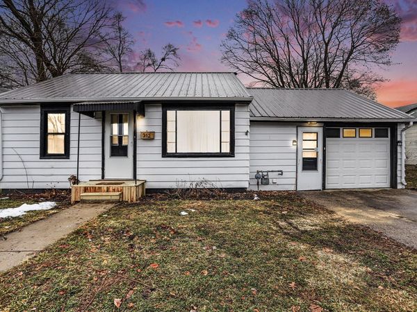 512 Center Street, Sturgis, MI 49091