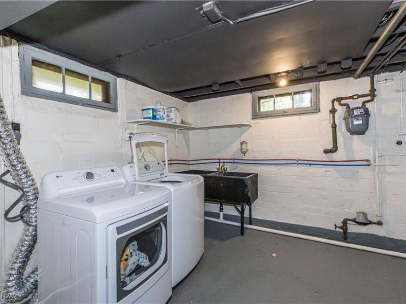 457 S Firestone Boulevard, Akron, OH 44301 Photo 20