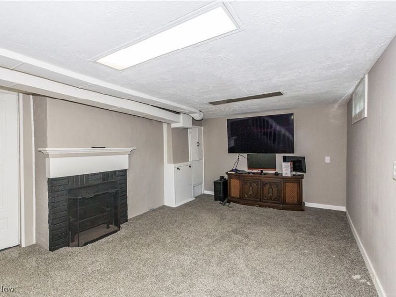 457 S Firestone Boulevard, Akron, OH 44301 Photo 24