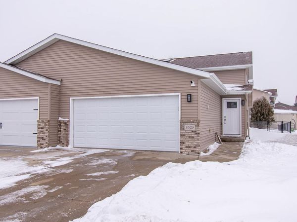 3525 Eagle Run Lane, West Fargo, ND 58078
