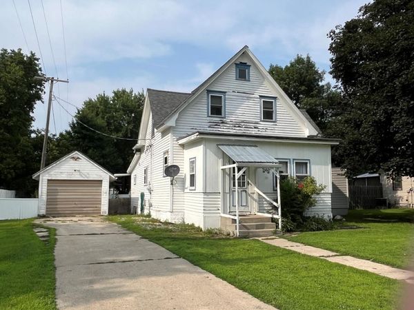 130 Linden Street, Dawson, MN 56232