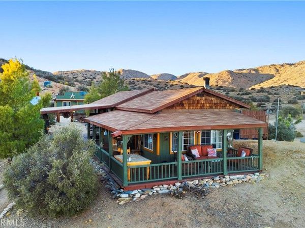 2860 Orange Trail, Pioneertown, CA 92268