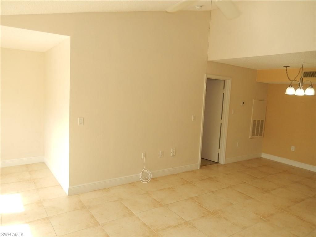 12571 Equestrian Cir, Unit 902, Fort Myers, FL 33907 Photo